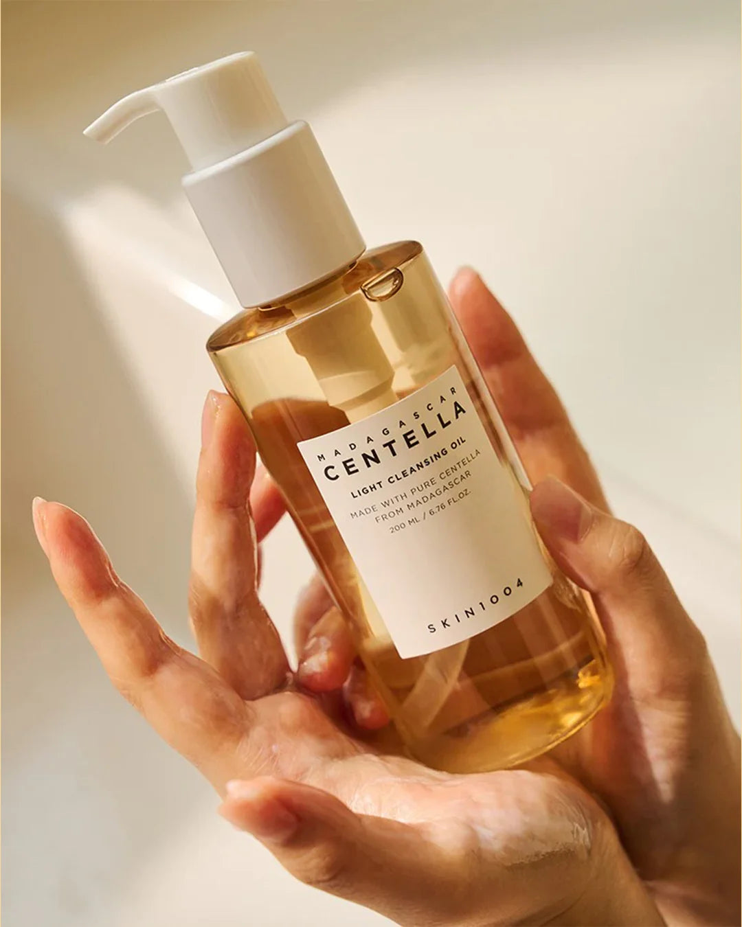 Centella Light Cleasing Oil/ Limpiador en Aceite